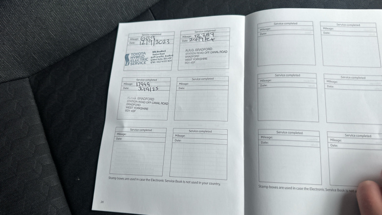 Toyota Yaris 1.5 Hybrid Icon 5dr CVT Hybrid Hatchback